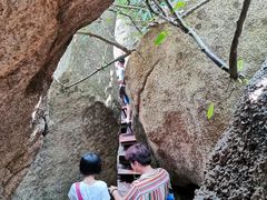 -那琴半岛地质海洋公园