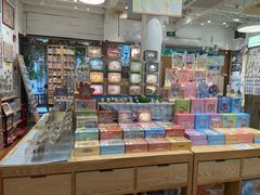 -猫的天空之城概念书店(杭州南宋御街店)