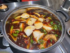 -马路牙子烧烤馄饨酒馆(望京店)