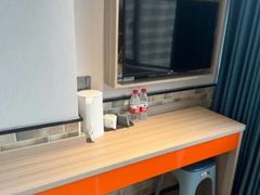 -好家园酒店(深圳坪山技术大学地铁站店)