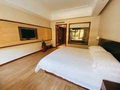 -天明山温泉大酒店