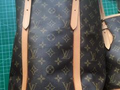 -爱革·洗衣改衣·洗鞋修鞋·洗包修包·奢侈品护理(宝地广场店)