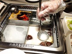 四宫格锅底-海底捞火锅(龙湖三千集店)