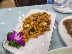 -六和聚传统烤鸭.天津菜(和平店)