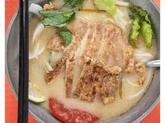 冬阴功猪扒汤粉-春晖饭堂(中山大学南校区店)