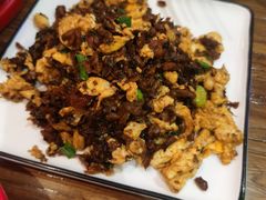 -滴水·湘逢(南汇大学城生活广场店)