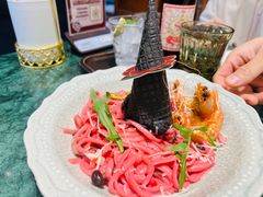 -秘密旅行Bonjour(黑金冠 江南西店)