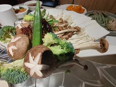 -煲宫猪肚鸡(晶品店)