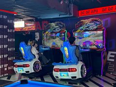 -DEDE APU潮玩运动聚乐部(观音桥店)