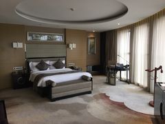 -无锡新湖铂尔曼大酒店