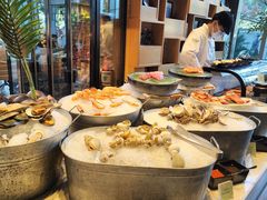 -两咖啡自助餐厅(静安香格里拉酒店)