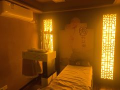 -升艾堂·经络·艾灸·气血(成山路店)