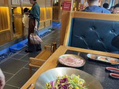 -韩烧牛中牛·甄选黑牛烤肉(黑金店)