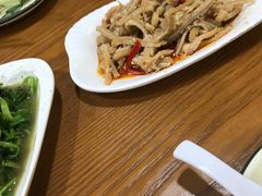 -怡妮新疆风味餐厅(东江湾路店)