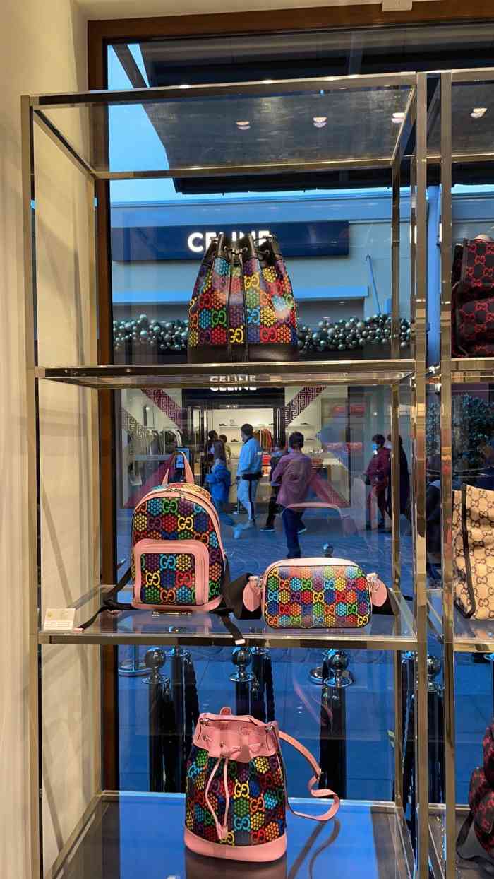 古驰点的奥莱八达岭奥特莱斯巴宝莉八达岭奥莱店古奇店gucci奥特莱斯