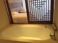 -三亚亚龙湾雅高美爵酒店