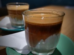 -WOW coffee
