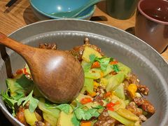 泡子姜烧牛蛙-吃饭皇帝大(合生汇店)