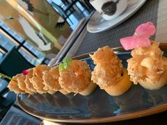 -江上荟·创意中国菜(绿地缤纷城店)