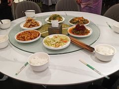 -悦府东北私房菜·饺子王·铁锅炖(长白山万达店)