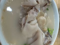 -雷祖芳老妈蹄花店