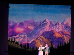 -交通银行前滩31演艺中心