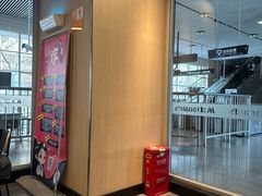 -麦当劳(轻轨曹杨路店)