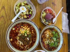 -八一好吃街·高品美食广场