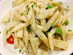 酸辣藕带-虎虎龙虾大排档(双井店)