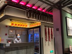 门面-上名堂·鱼头好吃(体育场路店)