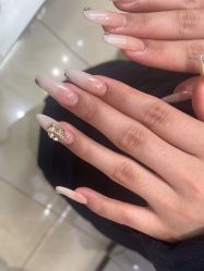 -尤米一站式美甲美睫