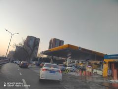 -中国能源朝平加油站