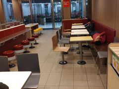 -麦当劳(华融店)