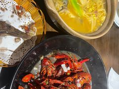 -聚汇三少·龙虾·中餐厅(莫邪路新天地店)