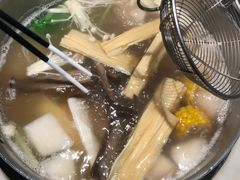 -左庭右院鲜牛肉火锅(浦江欢乐颂店)