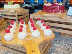 -唐拉雅秀酒店-西锦汇空中BBQ·思创餐厅