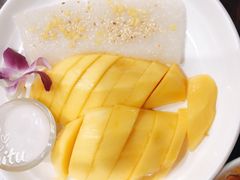 -Dang restaurant (patong phuket)
