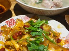 -老方桌烂蹄花川菜馆(九龙坡店)