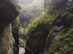 -龙水峡地缝景区