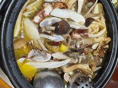 -菌之家·专业纯野生菌火锅·特色炒菌