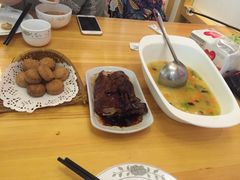 -乌镇那一年小院主题餐厅(甘泉西路店)