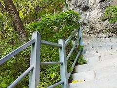 -九鼎铁刹山风景区