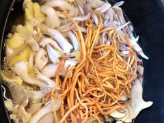 -菌乡缘·野生菌蒸汽鱼火锅(江边夜市店)