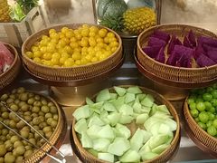 -四囍码头海鲜烧烤自助火锅(外滩南京东路悦荟广场店)