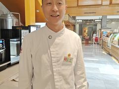 -舜耕山庄四时万和自助餐厅