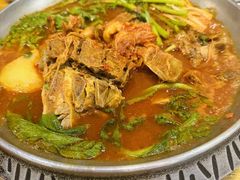 -喇喇排骨火锅·传统韩式脊骨汤(望京西园总店)