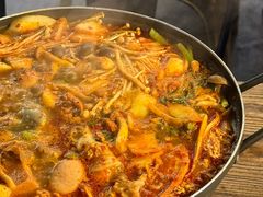 -MI WU FACTORY米屋美食工厂餐厅(绿地店)