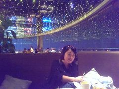 android_upload_pic-粤海酒店-旋转餐厅