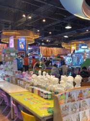 -卡通尼乐园(荟聚中心店)