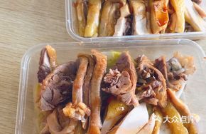 Stir-fried Duck and Chicken with Chewy Texture